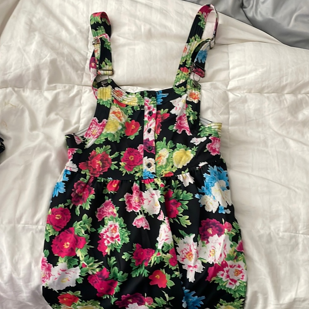 Overall dress